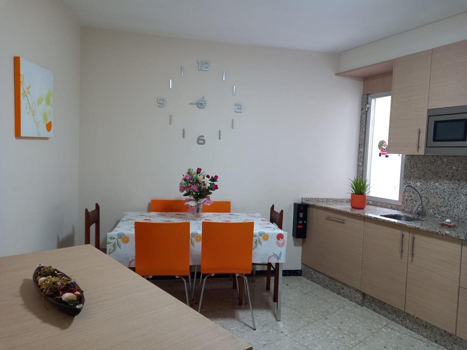 Albergue Agarimo Caldas De Reis Bagian luar foto