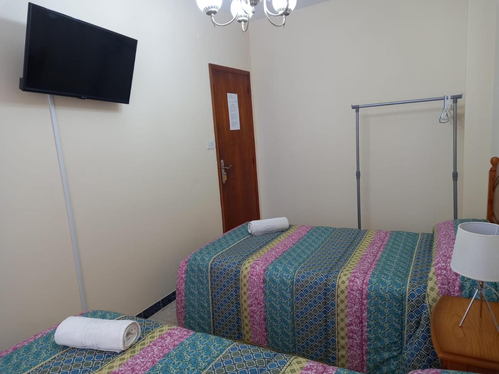 Albergue Agarimo Caldas De Reis Bagian luar foto